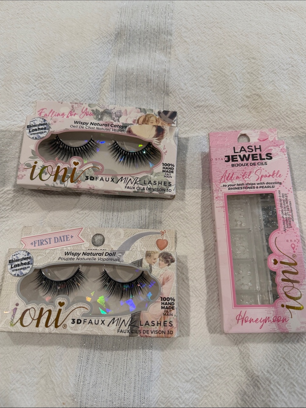 ioni 3D Faux Mink Lashes with Lash Jewels - Black